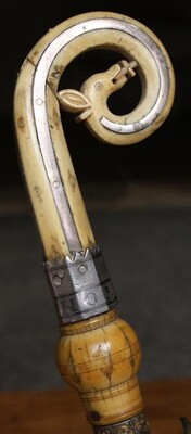 Fig.4 - Crosse de Saint-Lizier 