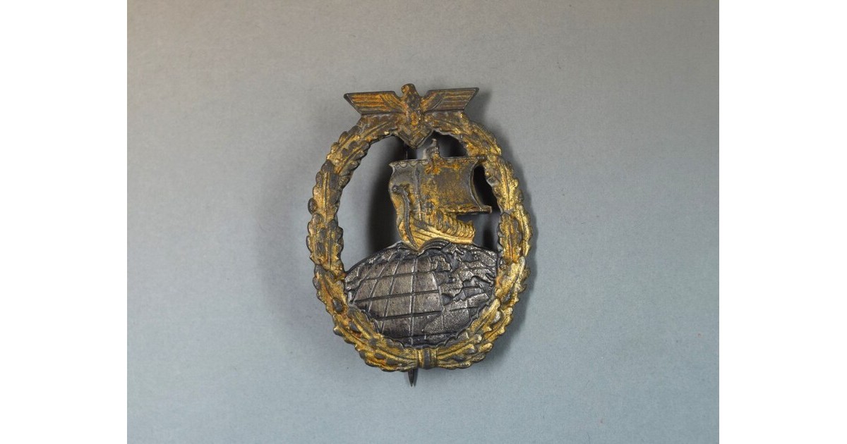Insigne chantier jeunesse 30 Foch email grand feu - Collection