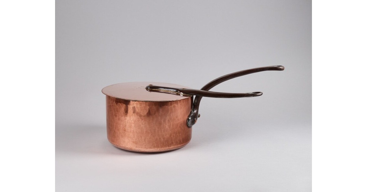 Casserole avec couvercle, batterie de cuisine en cuivre chiffrée Hugues