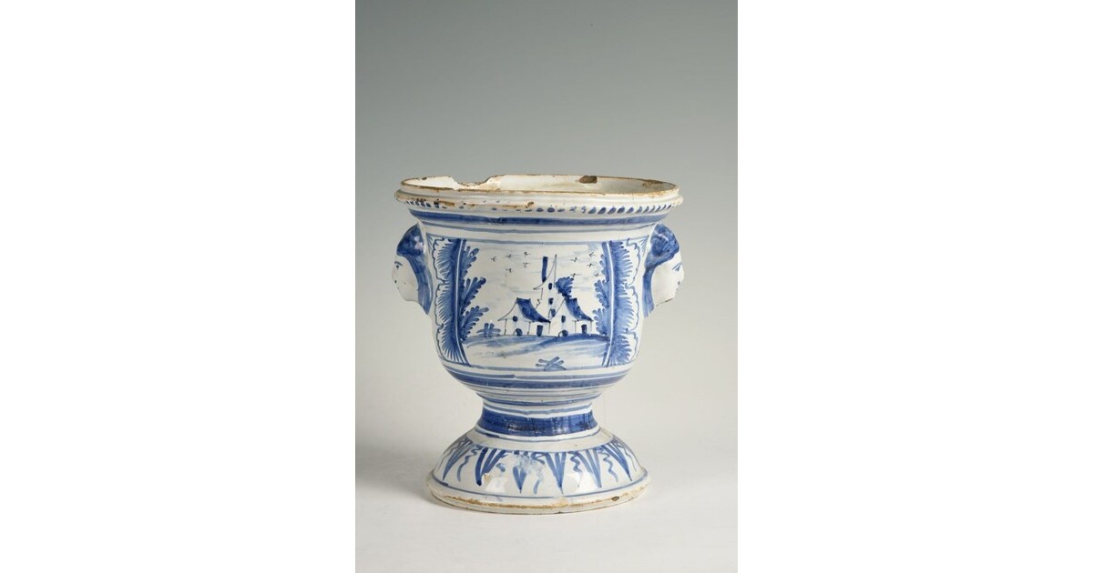 Vase médicis, MANUFACTURE DE NEVERS - Portail officiel des Musées de Reims