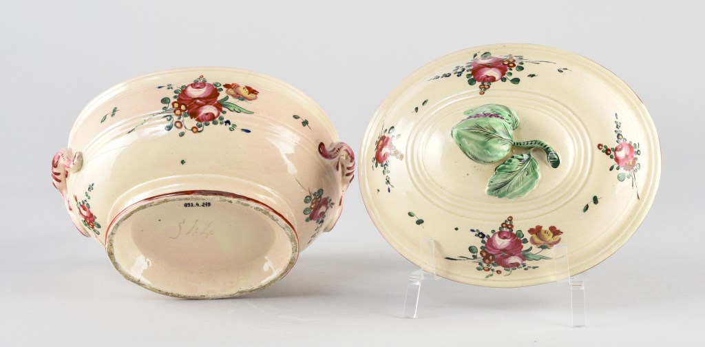  par MANUFACTURE ANONYME