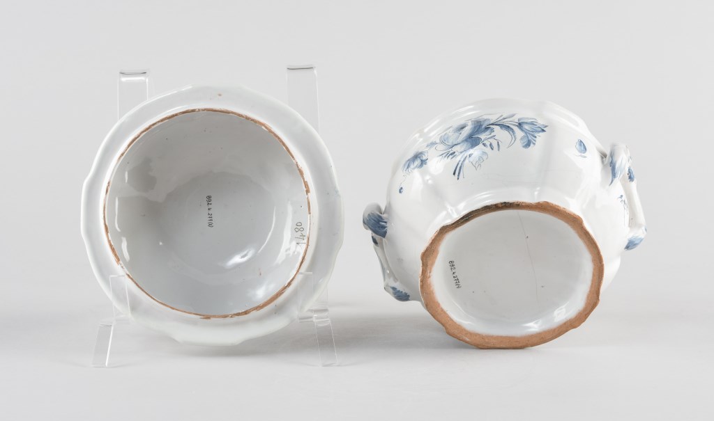  par MANUFACTURE ANONYME