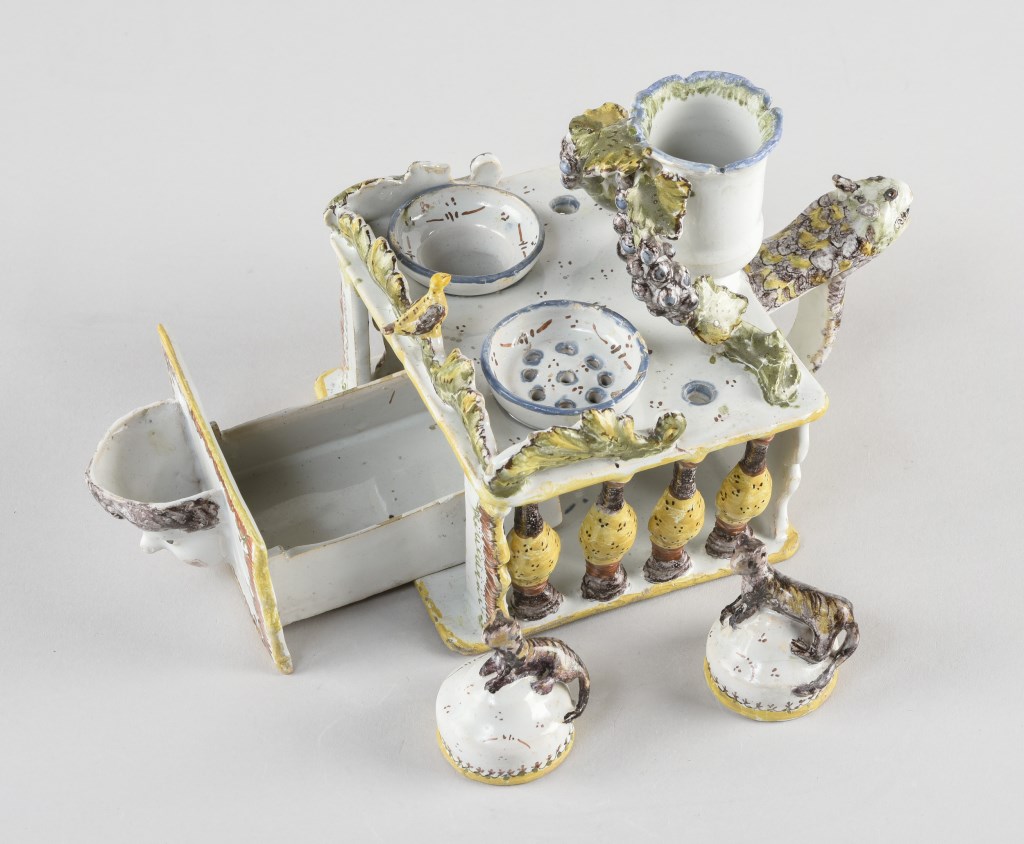  par MANUFACTURE ANONYME