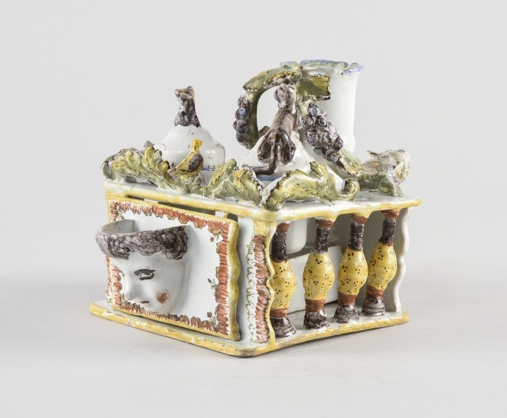  par MANUFACTURE ANONYME