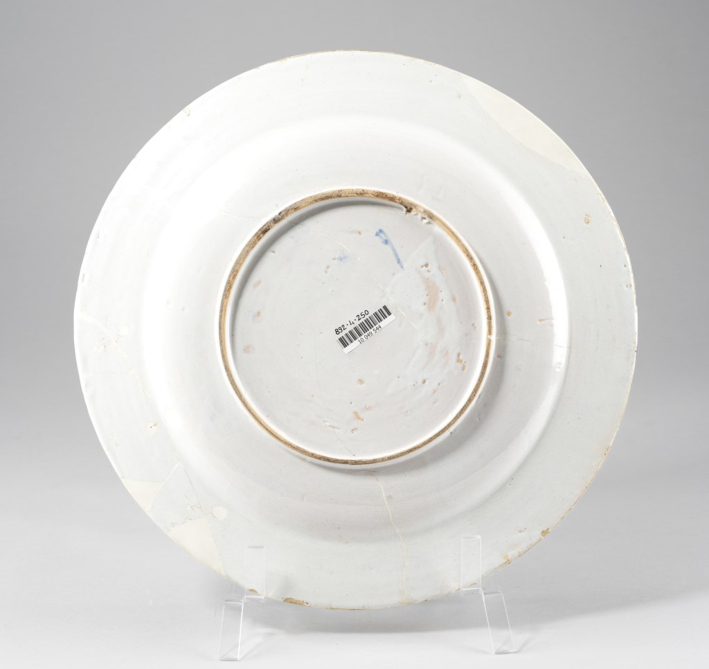  par MANUFACTURE ANONYME