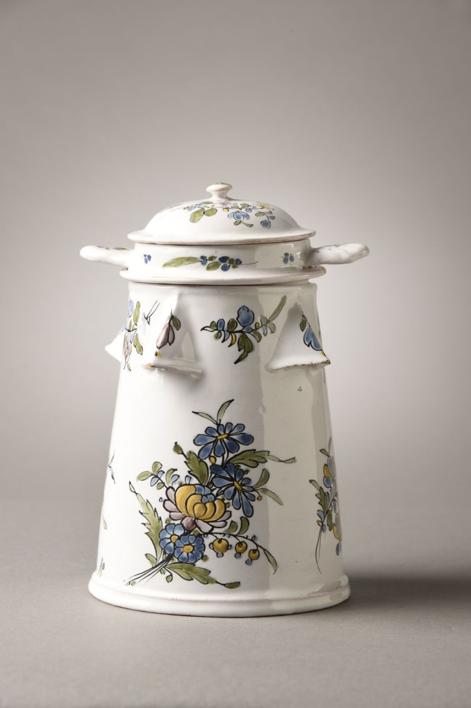 Antique French veilleuse porcelain tisaniere, early 1800s