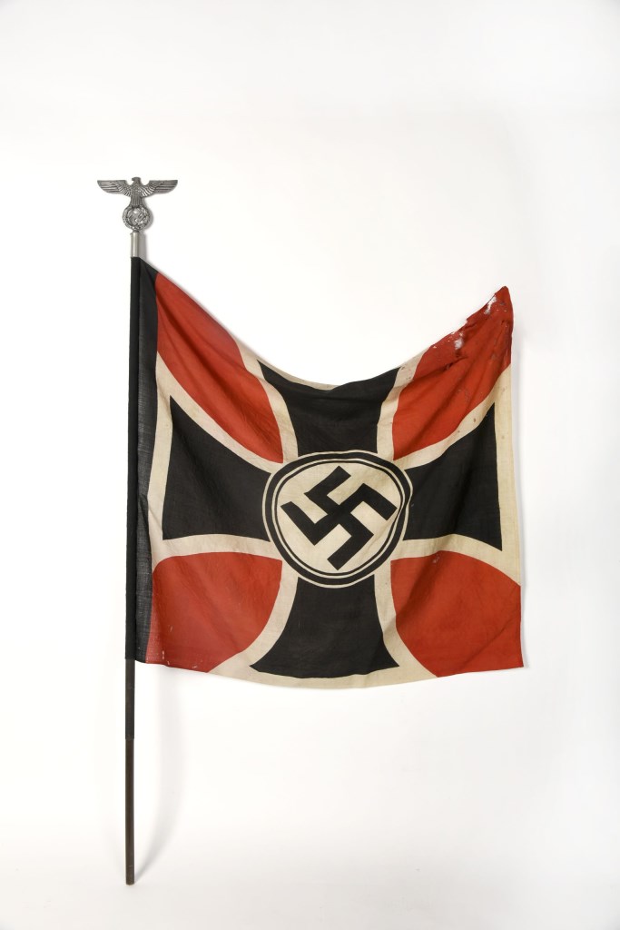 Drapeau nazi, ANONYME ALLEMAND 20ème siècle - Portail officiel des Musées  de Reims