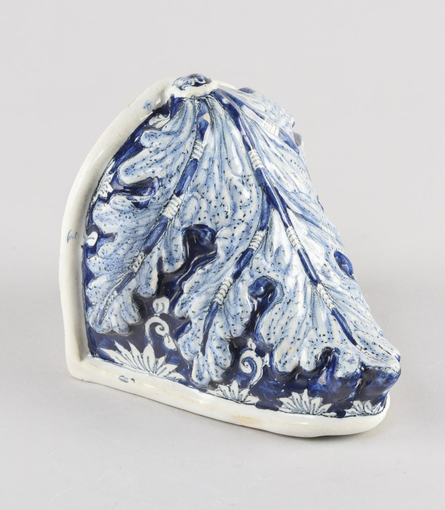  par MANUFACTURE ANONYME