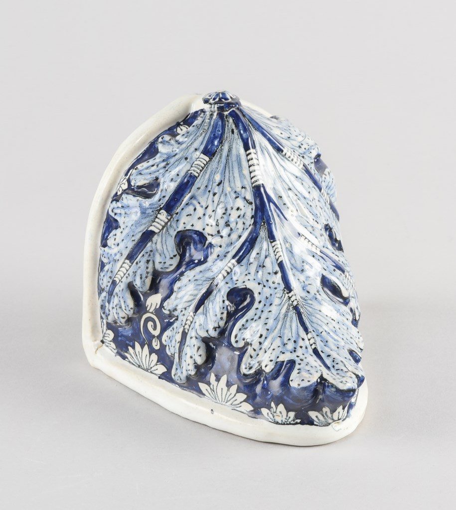  par MANUFACTURE ANONYME